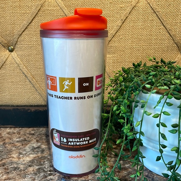 Dunkin’ Donuts travel mug - Picture 1 of 11